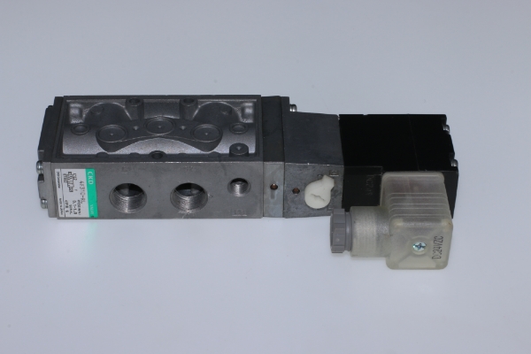 تصویر  CKD Solenoid Valve